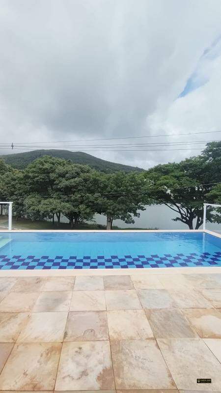 Casa com 4 quartos à venda no bairro Escarpas Do Lago em Capitólio