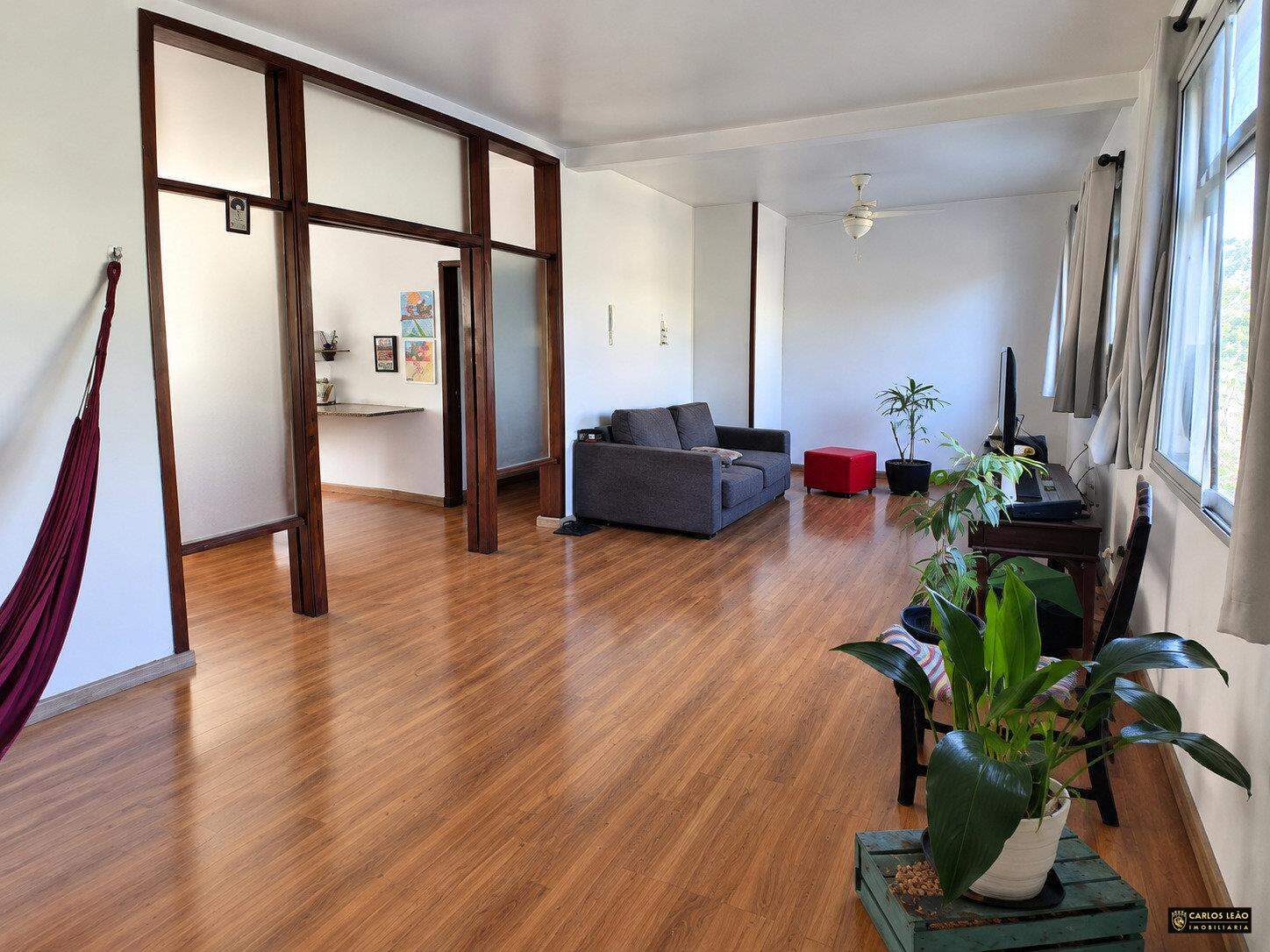 Apartamento com 3 quartos à venda no bairro Cruzeiro em Belo Horizonte