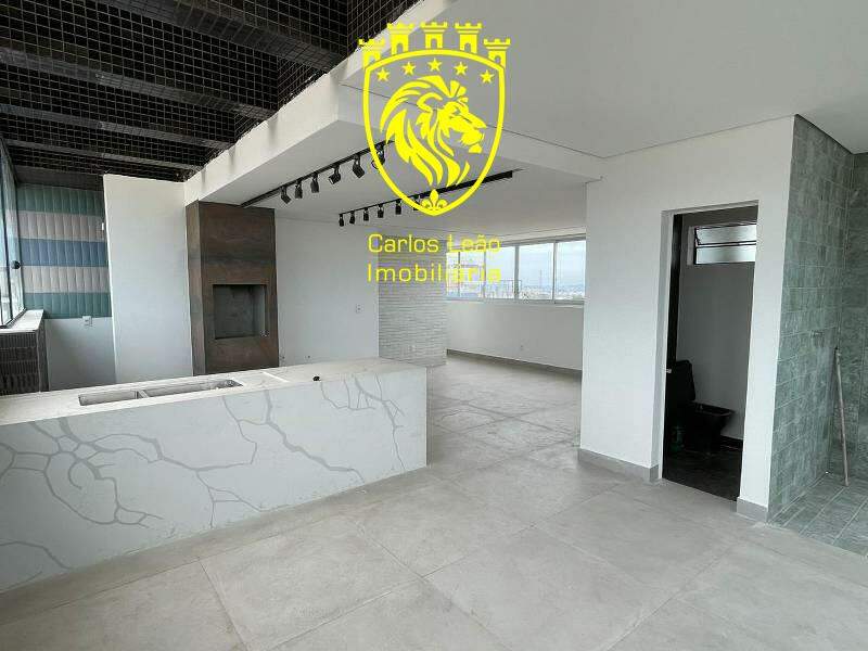 Cobertura à venda com 4 quartos, 210m² - Foto 2