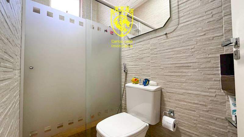 Casa à venda com 2 quartos, 70m² - Foto 17