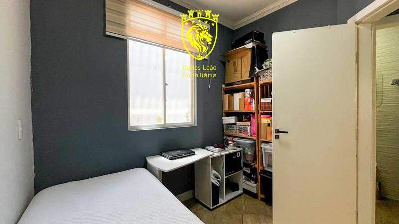 Casa à venda com 2 quartos, 70m² - Foto 19