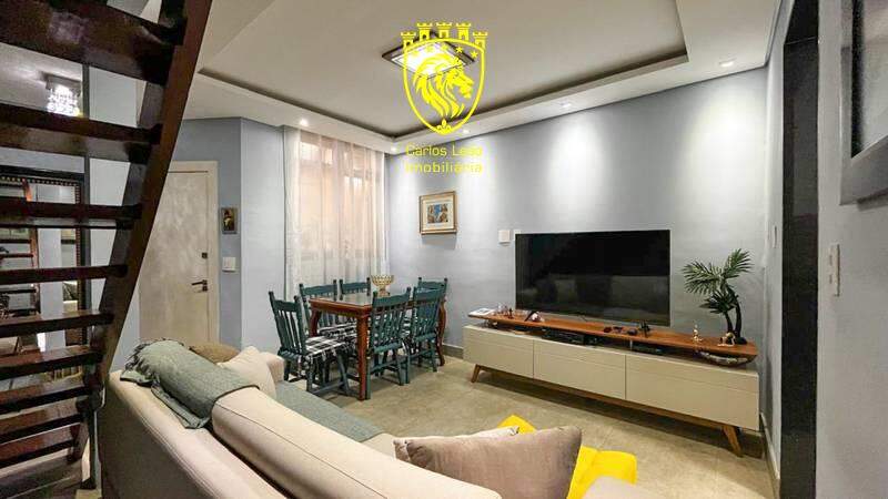 Casa à venda com 2 quartos, 70m² - Foto 2