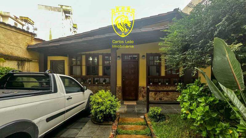 Casa à venda com 8 quartos, 500m² - Foto 2
