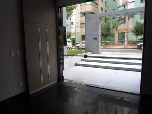 Apartamento para alugar com 4 quartos, 140m² - Foto 14