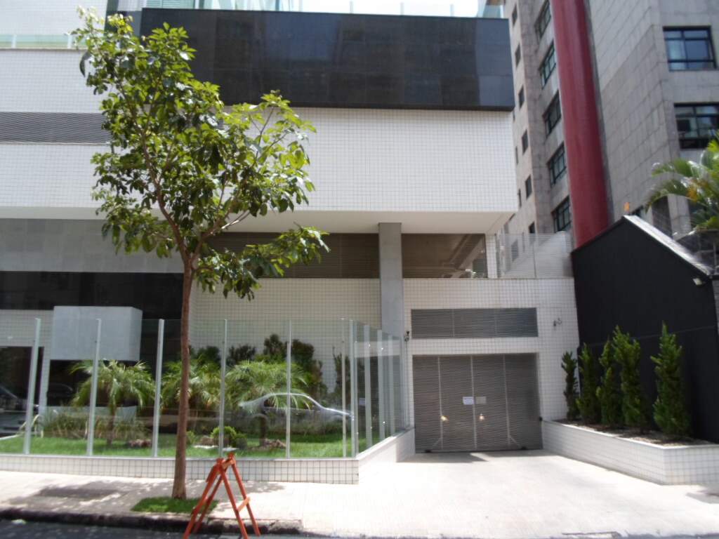Apartamento para alugar com 4 quartos, 140m² - Foto 10