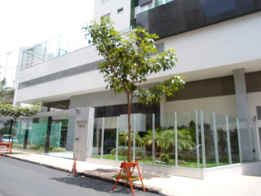 Apartamento para alugar com 4 quartos, 140m² - Foto 9