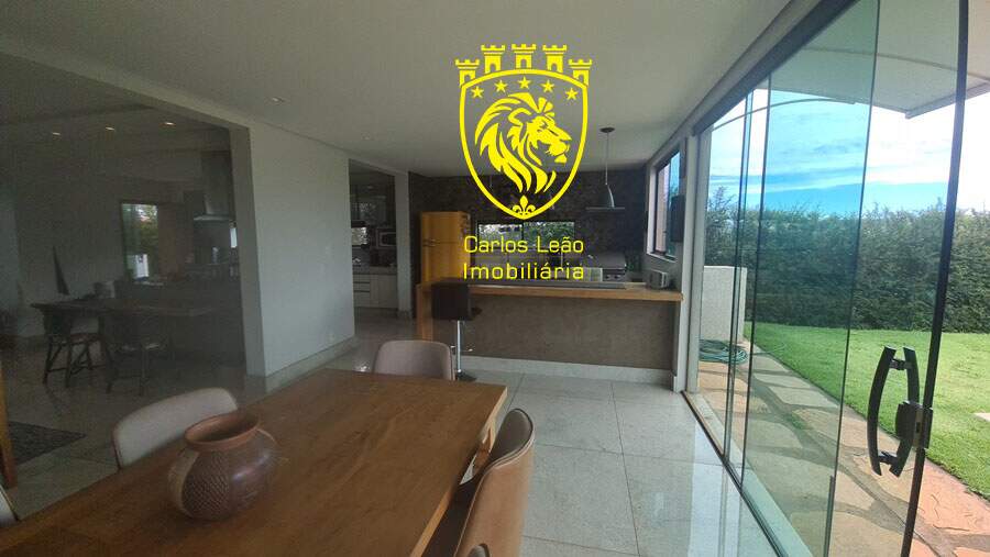 Casa de Condomínio à venda com 4 quartos, 320m² - Foto 15