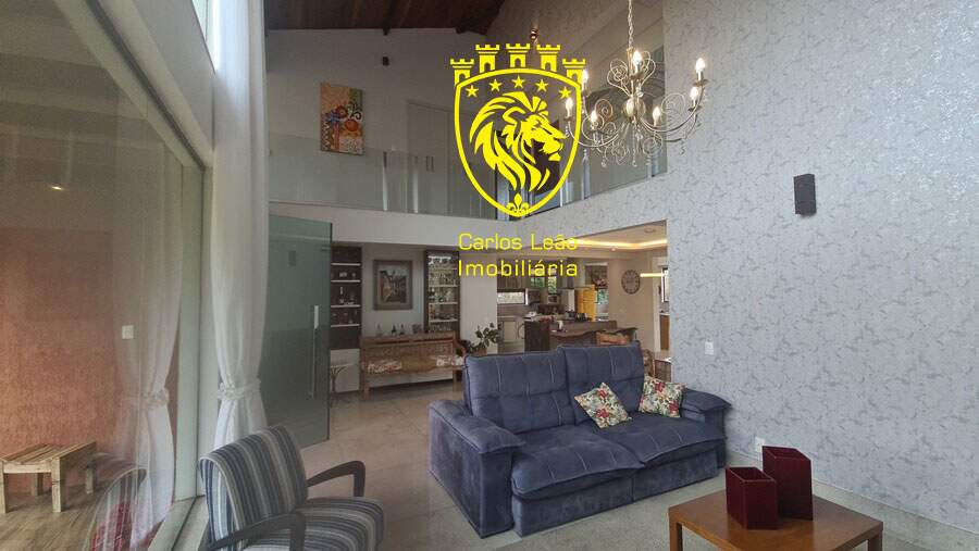 Casa de Condomínio à venda com 4 quartos, 320m² - Foto 1
