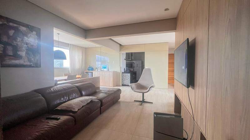 Apartamento com 4 dormitórios à venda em Belo Horizonte, no bairro Buritis