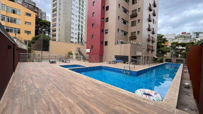 Cobertura à venda com 3 quartos, 220m² - Foto 10