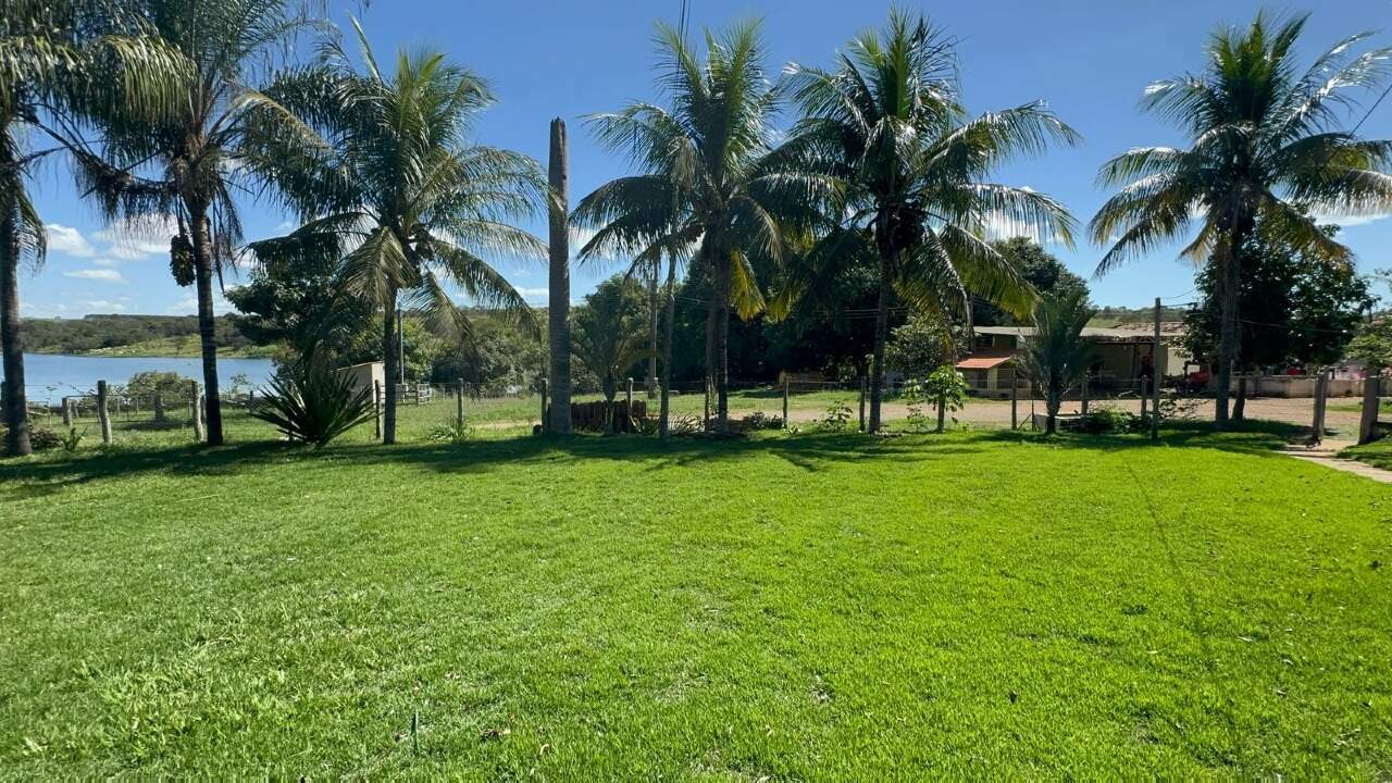 Fazenda à venda com 1 quarto, 46000m² - Foto 1