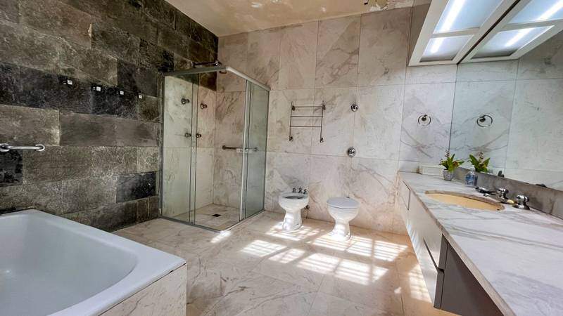 Casa à venda com 4 quartos, 1000m² - Foto 13