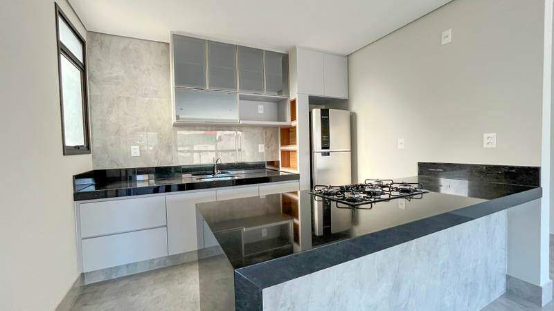 Apartamento com 3 dormitórios à venda em Belo Horizonte, no bairro Castelo