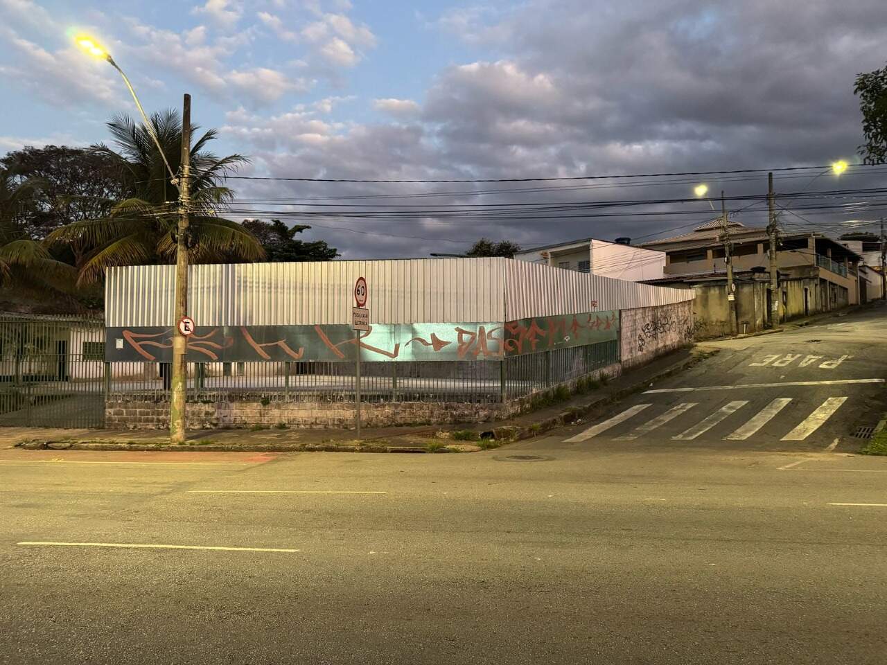 Galpão/depósito/armazém para alugar em Belo Horizonte, no bairro Betânia