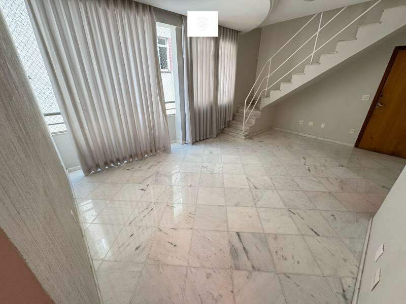 Cobertura com 4 dormitórios à venda em Belo Horizonte, no bairro Sagrada Família