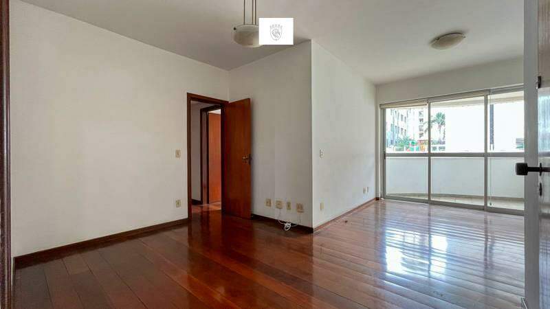 Apartamento com 3 dormitórios à venda em Belo Horizonte, no bairro Santo Antônio