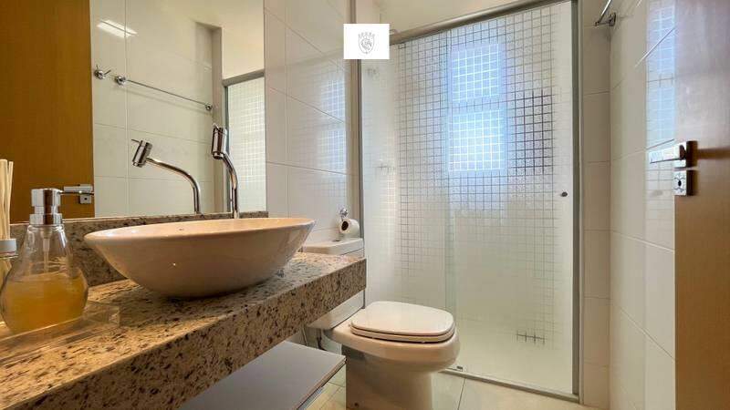 Apartamento à venda com 2 quartos, 64m² - Foto 14