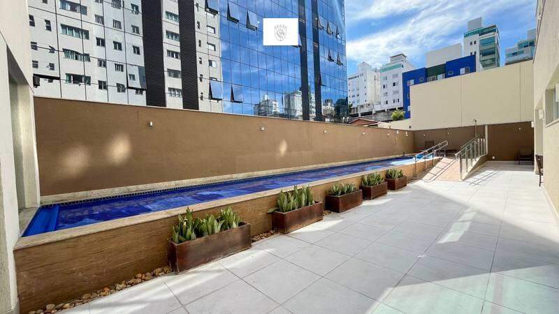 Apartamento à venda com 2 quartos, 64m² - Foto 21