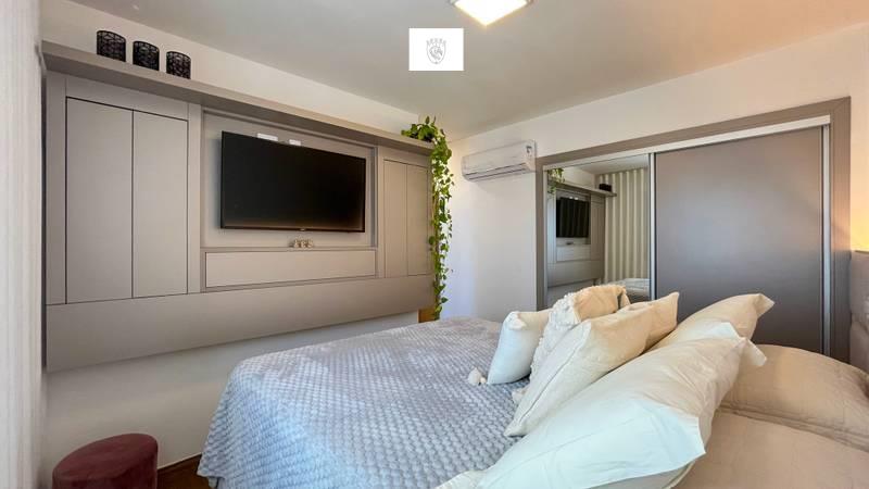 Apartamento à venda com 2 quartos, 64m² - Foto 3