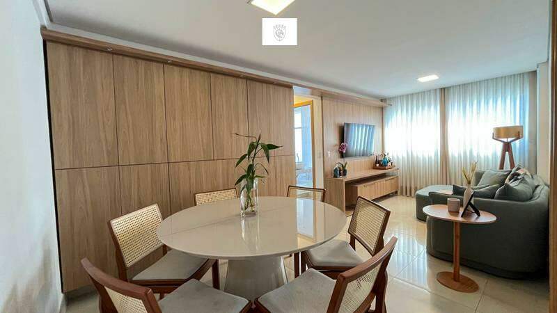 Apartamento à venda com 2 quartos, 64m² - Foto 4