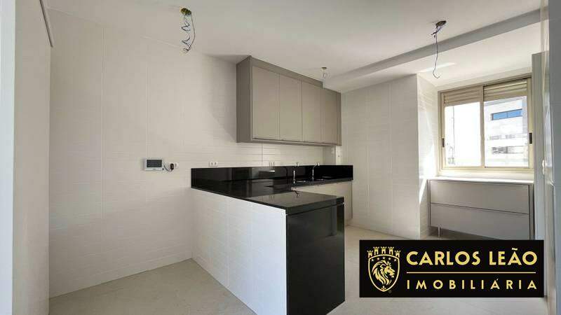 Apartamento à venda com 4 quartos, 136m² - Foto 1