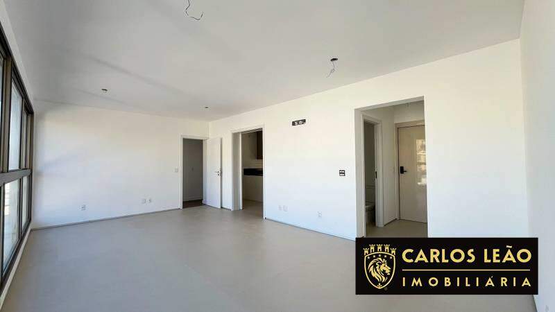 Apartamento à venda com 4 quartos, 136m² - Foto 4