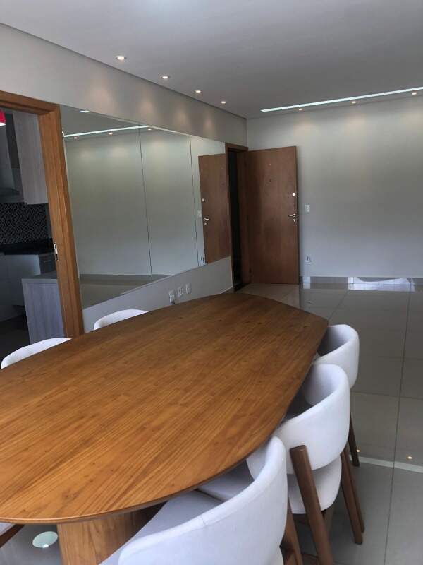 Apartamento à venda com 3 quartos, 85m² - Foto 2