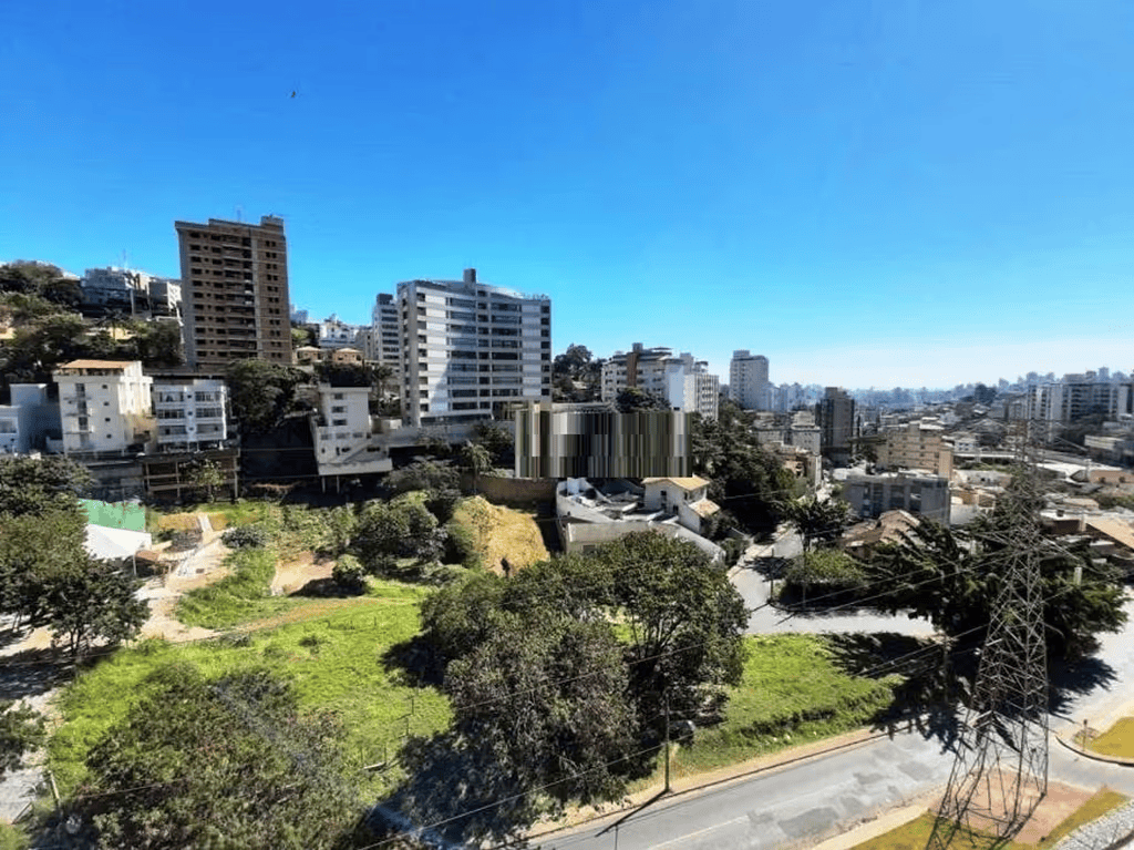 Cobertura à venda com 4 quartos, 228m² - Foto 1