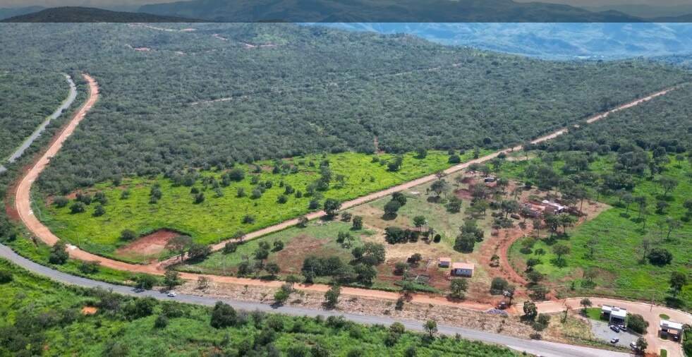 Terreno à venda, 61200m² - Foto 1