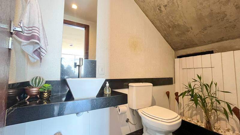Casa à venda com 4 quartos, 330m² - Foto 14