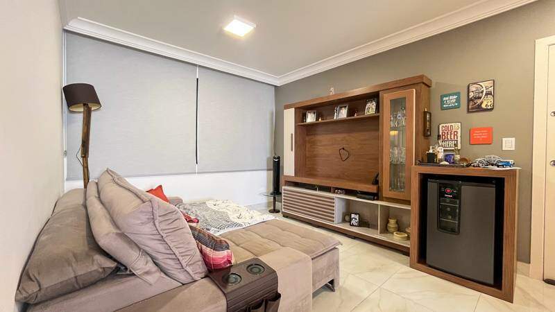 Apartamento à venda com 3 quartos, 90m² - Foto 16