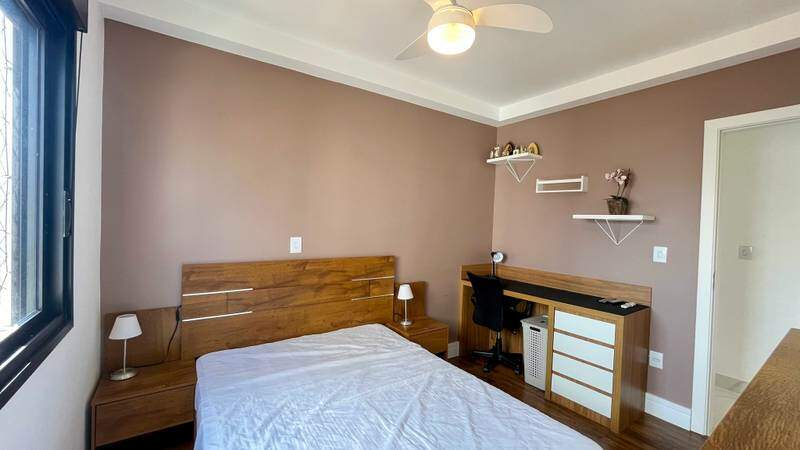 Apartamento à venda com 3 quartos, 90m² - Foto 5