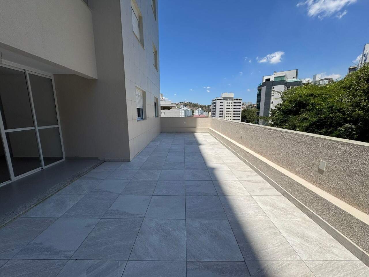 Área Privativa / Garden com 3 quartos para alugar em Belo Horizonte, no bairro Buritis