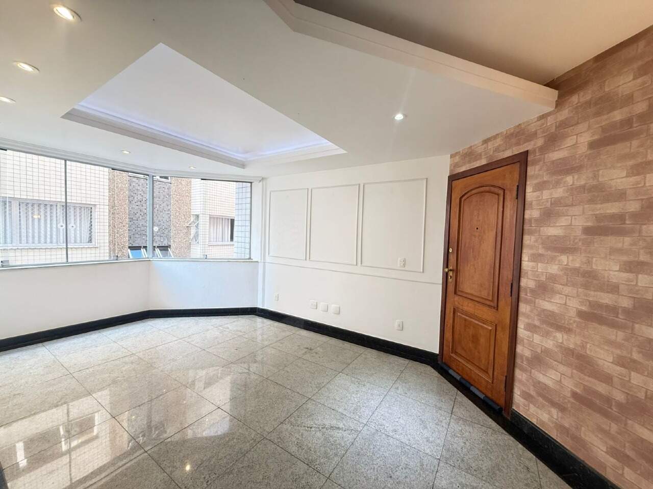 Apartamento com 3 quartos à venda no bairro Buritis em Belo Horizonte