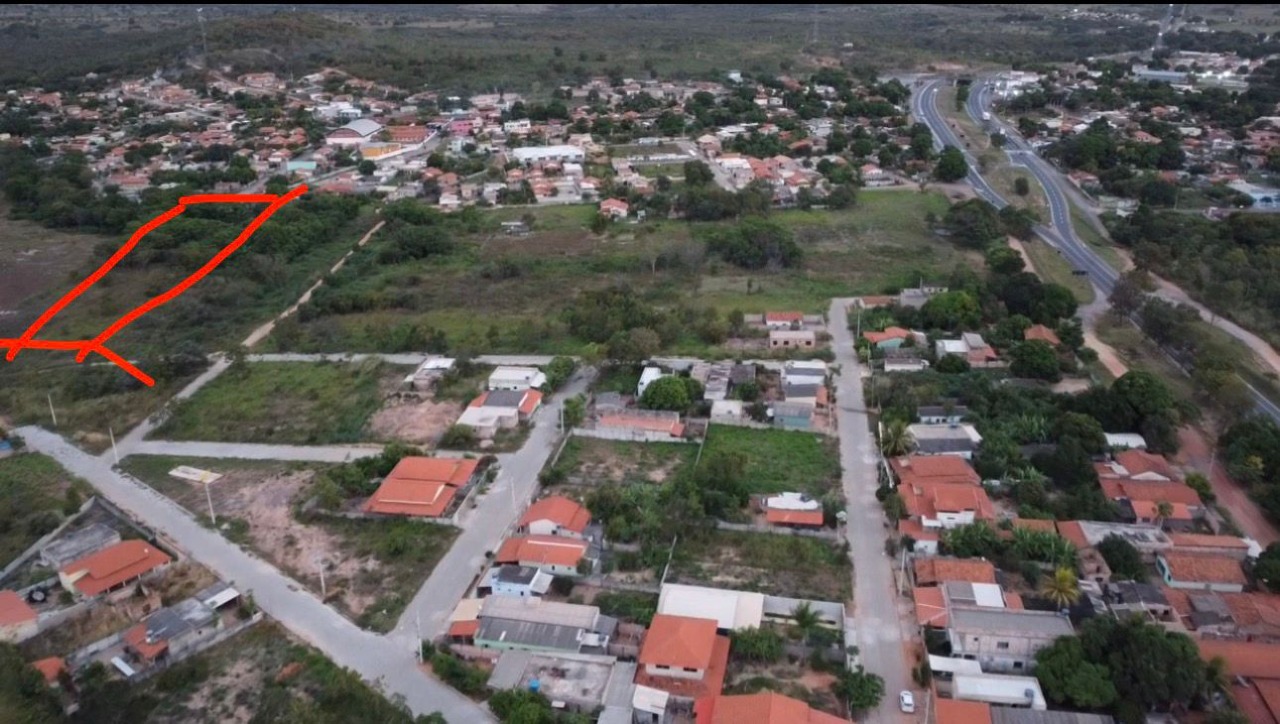 Lote / Terreno à venda no bairro Centro em Augusto De Lima