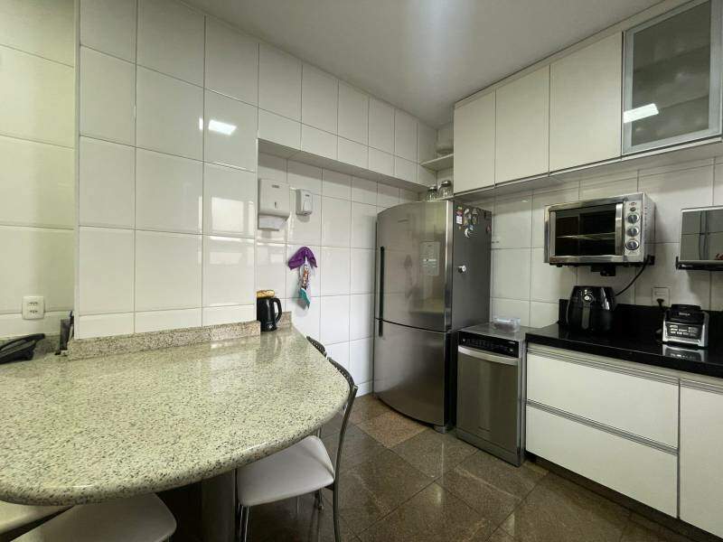 Apartamento, 4 quartos, 280 m² - Foto 10