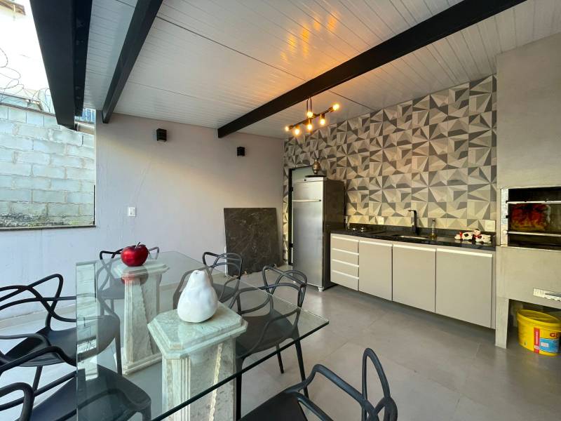 Casa, 3 quartos, 200 m² - Foto 2