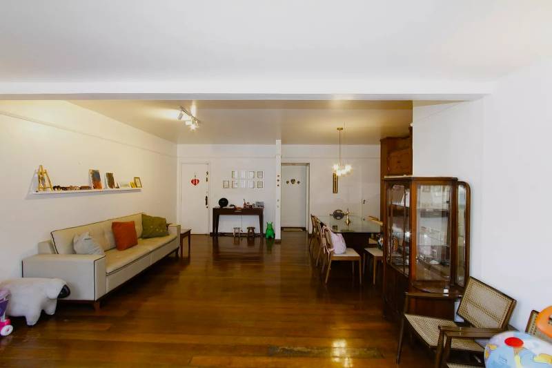 Apartamento com 4 quartos à venda no bairro Santa Lúcia em Belo Horizonte