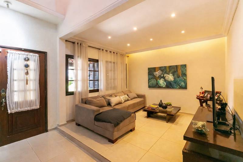 Casa com 3 quartos à venda no bairro Prado em Belo Horizonte