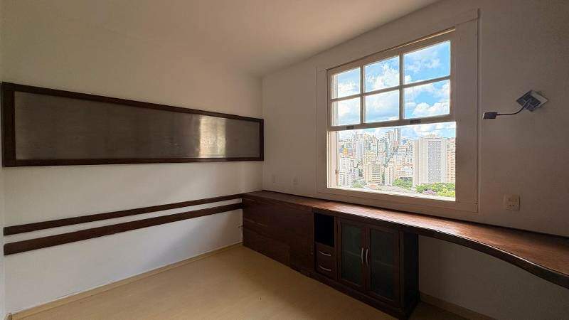 Casa, 4 quartos, 304 m² - Foto 8