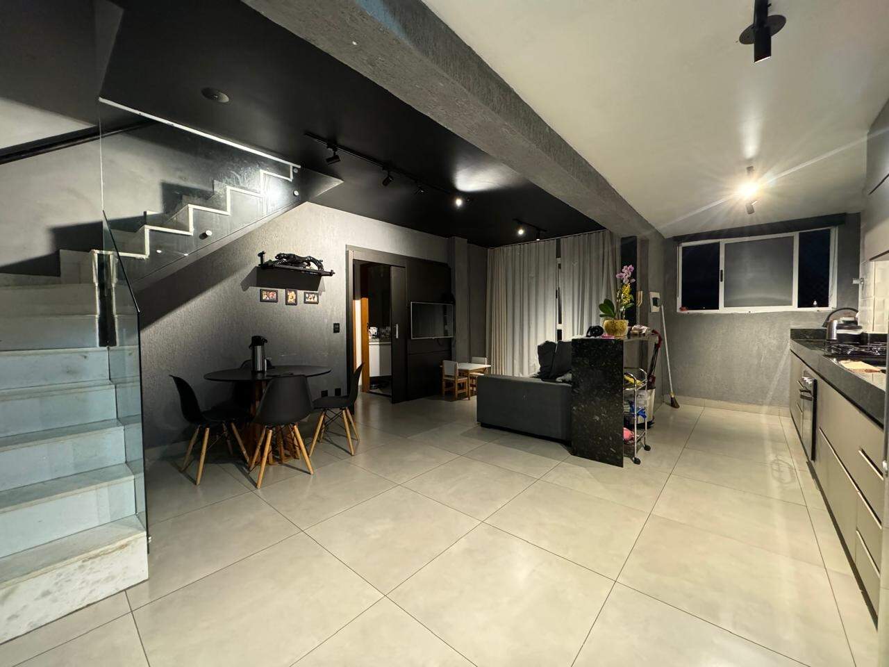 Cobertura, 3 quartos, 144 m² - Foto 2