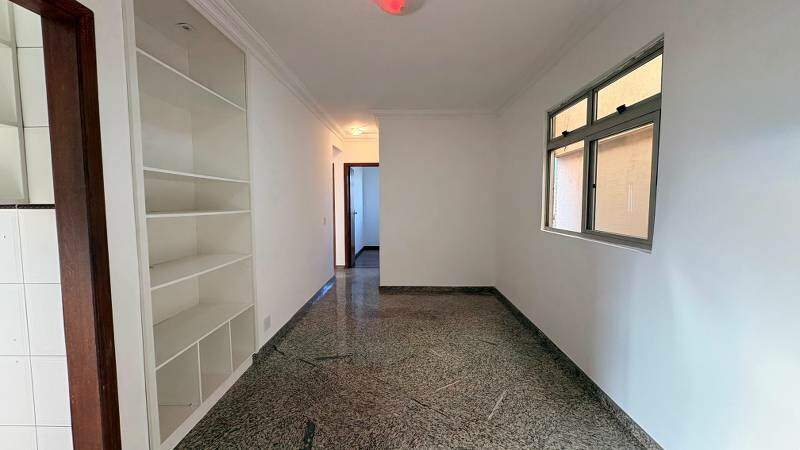 Apartamento com 3 quartos à venda no bairro Liberdade em Belo Horizonte