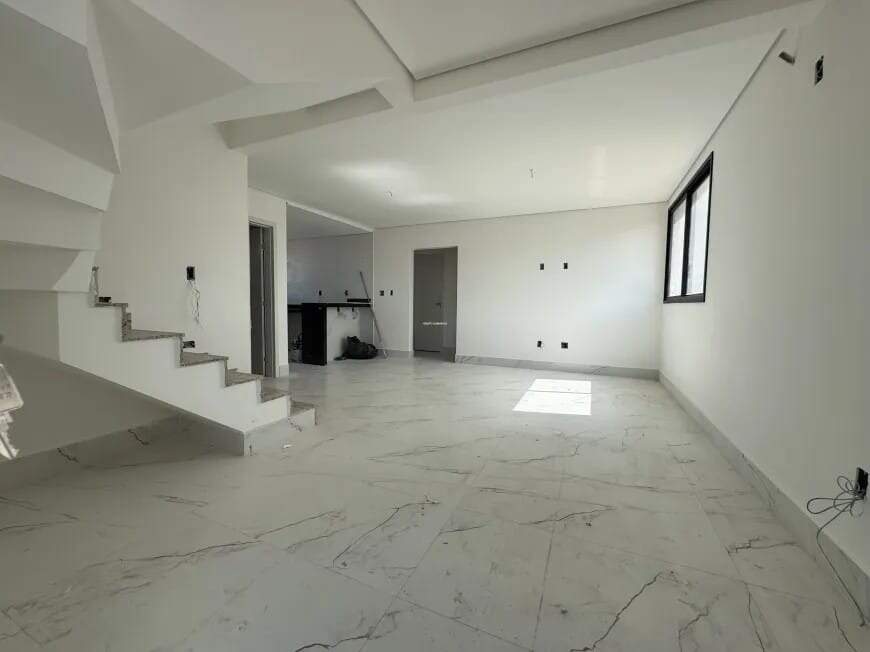 Cobertura, 3 quartos, 180 m² - Foto 2