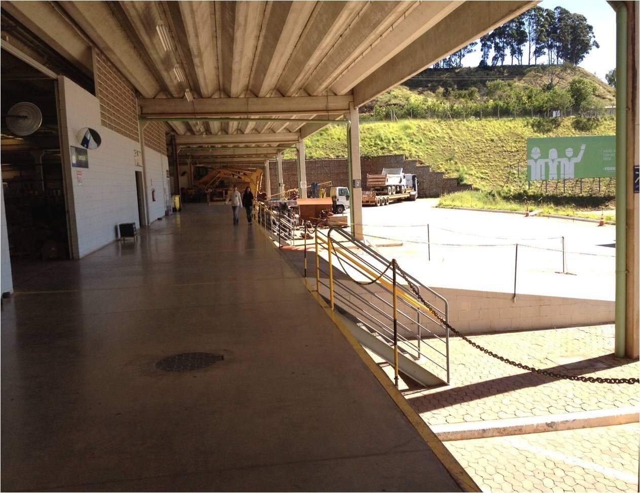 Depósito-Galpão, 1900 m² - Foto 2