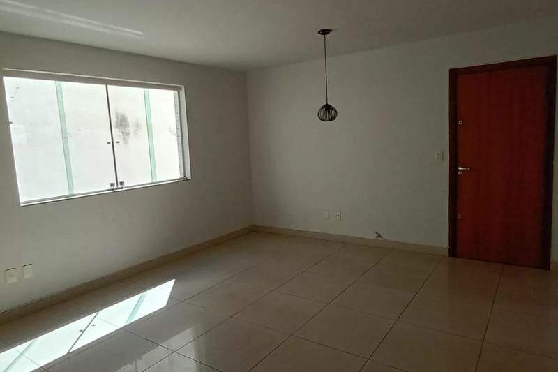 Apartamento com 3 quartos à venda no bairro Ipiranga em Belo Horizonte