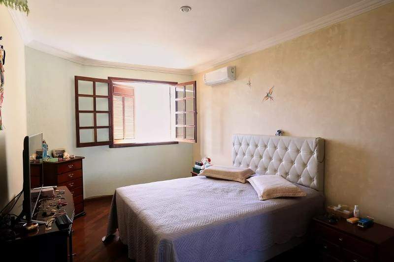 Casa, 4 quartos, 320 m² - Foto 16