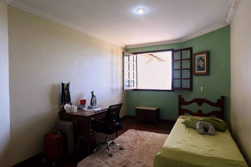 Casa, 4 quartos, 320 m² - Foto 21