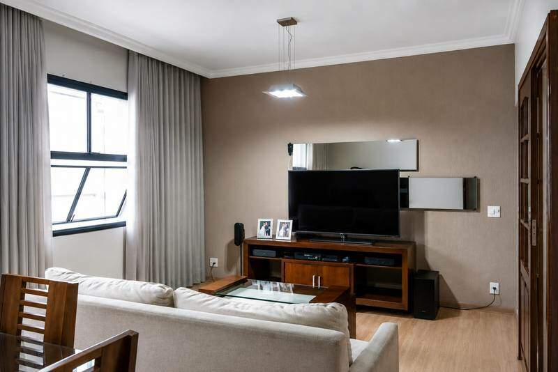 Apartamento com 3 quartos à venda no bairro Coração De Jesus em Belo Horizonte