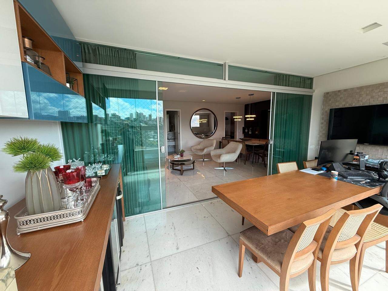 Apartamento com 4 quartos à venda no bairro Buritis em Belo Horizonte