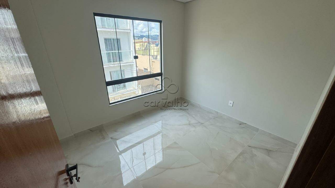Apartamento à venda no Moacir Maria: 